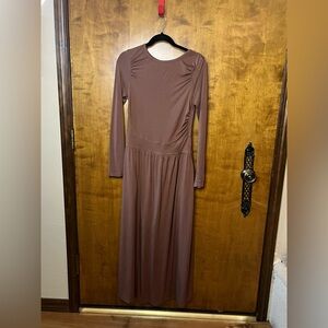 Zesica- Elegant Long Sleeve Dress in Warm Brown